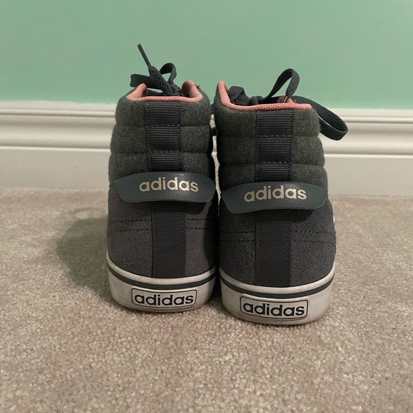 Adidas high tops - Picture 4 of 6